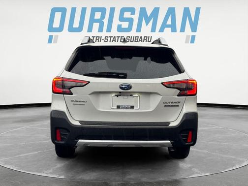 2022 Subaru Outback Touring XT