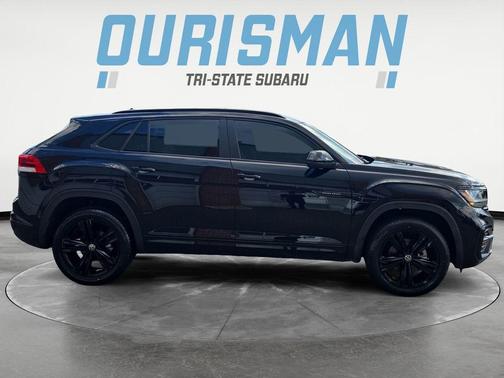 2023 Volkswagen Atlas Cross Sport 2.0T SEL R-Line Black