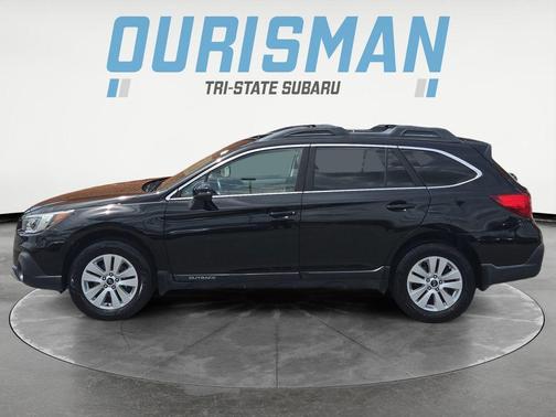Crystal Black Silica 2019 Subaru Outback 2.5i Premium