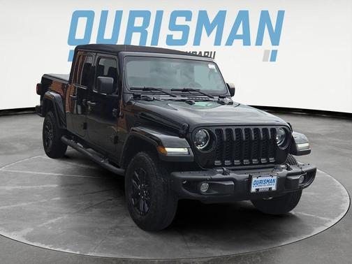 2023 Jeep Gladiator Sport
