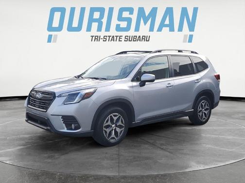 Ice Silver Metallic 2023 Subaru Forester Premium