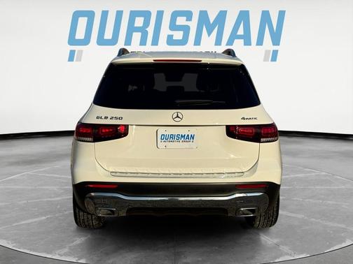 2022 Mercedes-Benz GLB 250 Base 4MATIC