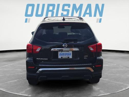 2020 Nissan Pathfinder SL