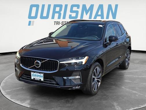 2022 Volvo XC60 B5 Momentum