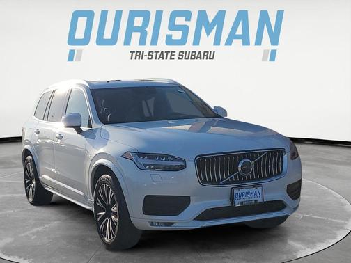 2022 Volvo XC90 T6 Momentum 6 Passenger