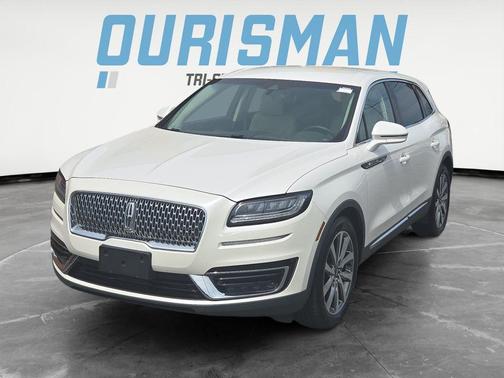 White Platinum Clearcoat Metallic 2019 Lincoln Nautilus Select