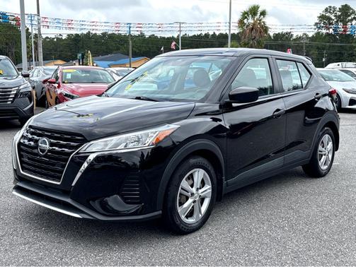 2021 Nissan Kicks S