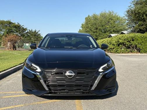 Black 2024 Nissan Altima 2.5 SV