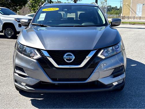 2020 Nissan Rogue Sport SV