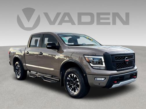 2022 Nissan Titan PRO-4X