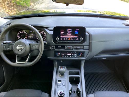 2023 Nissan Pathfinder S