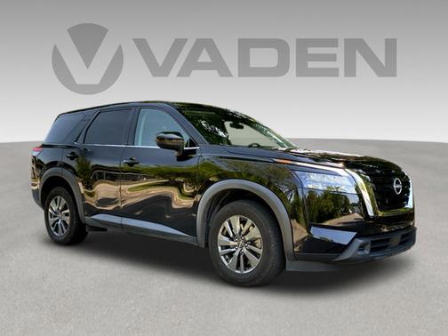 2023 Nissan Pathfinder S