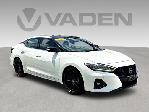 2023 Nissan Maxima SR
