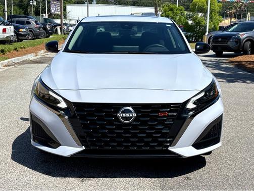 Gray Sky Pearl 2025 Nissan Altima SR