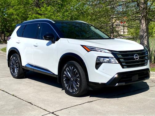 2025 Nissan Rogue Platinum