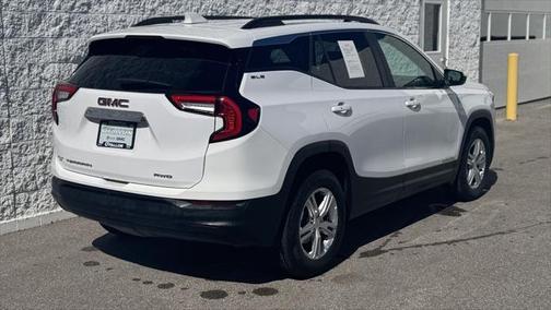 2022 GMC Terrain SLE