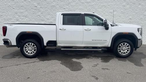 2024 GMC Sierra 2500 SLT