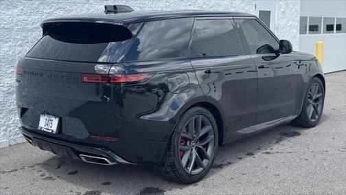 2024 Land Rover Range Rover Sport SE