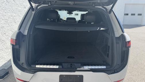 2024 Land Rover Range Rover Sport SE