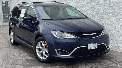 2019 Chrysler Pacifica Touring-L Plus
