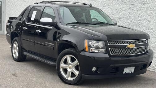 2013 Chevrolet Avalanche LS