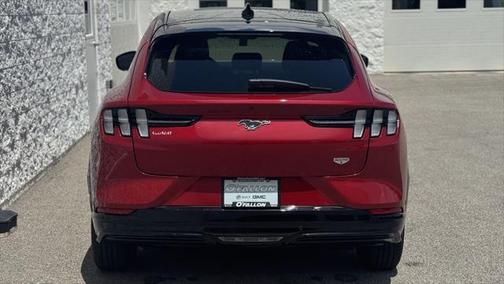 2023 Ford Mustang Mach-E California Route 1