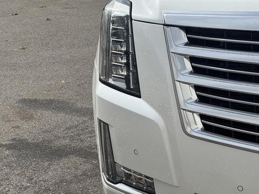 2018 Cadillac Escalade ESV Platinum