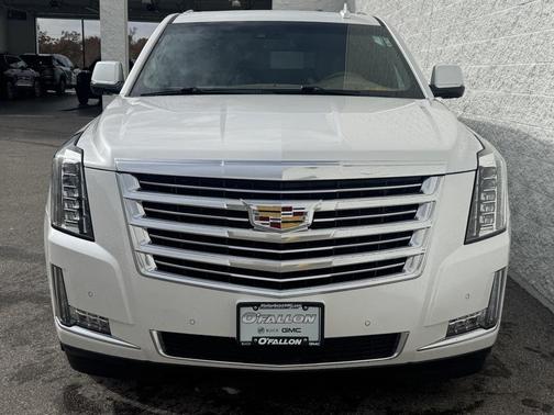 2018 Cadillac Escalade ESV Platinum