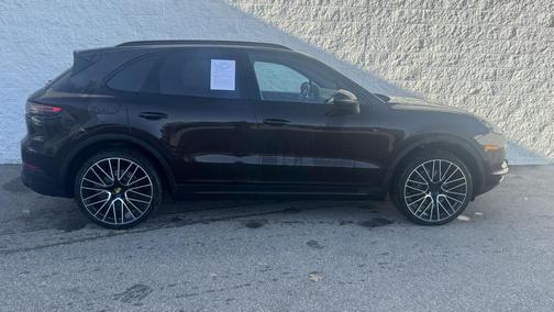 2020 Porsche Cayenne Cayenne