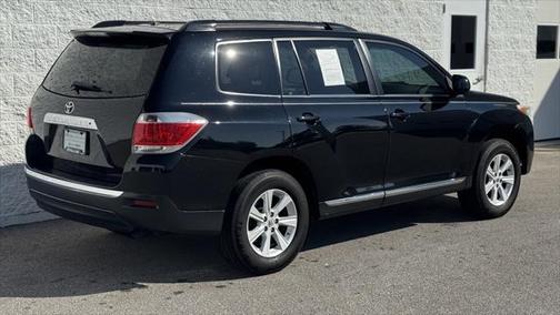 2012 Toyota Highlander SE