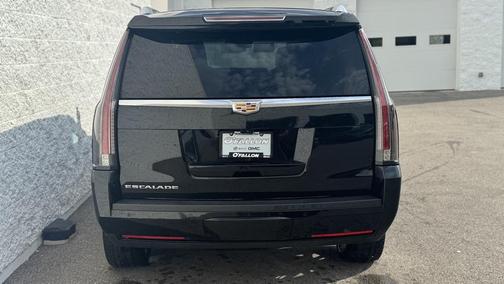 2019 Cadillac Escalade Luxury