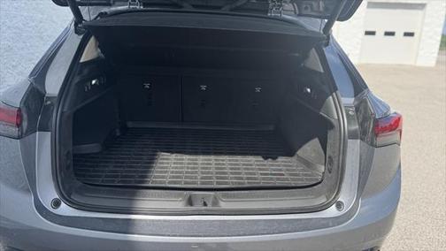 2022 Buick Envision FWD Essence