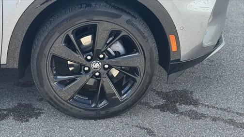 2022 Buick Envision FWD Essence