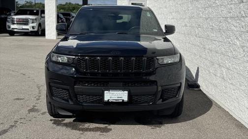 2022 Jeep Grand Cherokee L Altitude