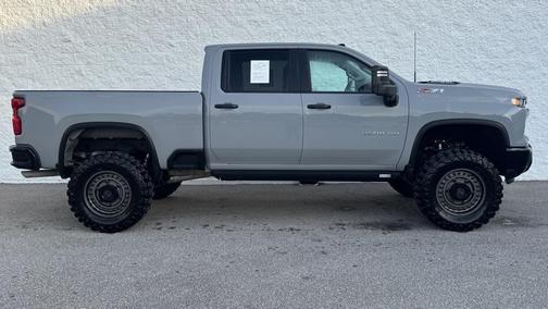 2024 Chevrolet Silverado 2500 Custom