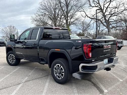 2026 GMC Sierra 2500 SLE