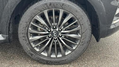 2022 INFINITI QX80 SENSORY