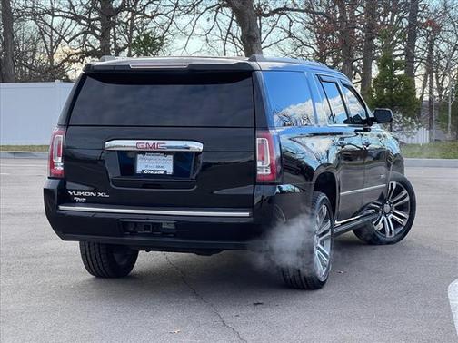 2017 GMC Yukon XL Denali