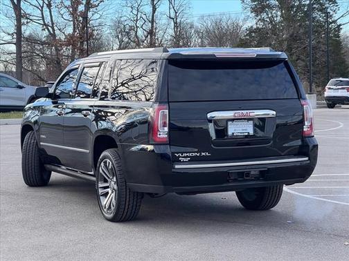 2017 GMC Yukon XL Denali