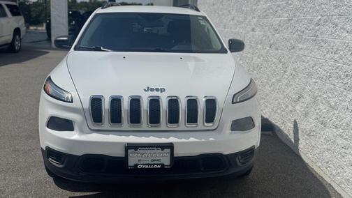 2016 Jeep Cherokee Sport