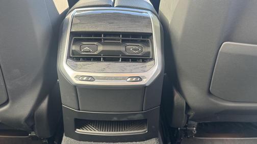 2024 BMW 760 xDrive
