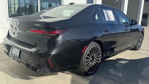 2024 BMW 760 xDrive