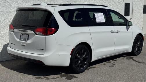 2020 Chrysler Pacifica Red S Edition