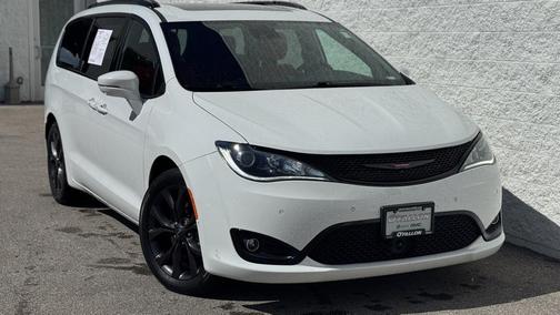 2020 Chrysler Pacifica Red S Edition