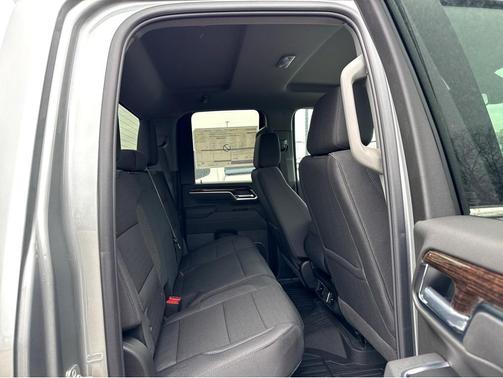 2026 GMC Sierra 2500 SLE