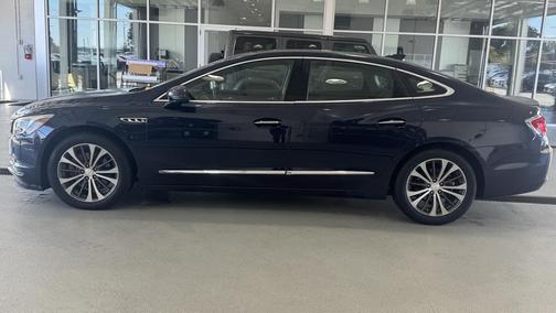 2017 Buick LaCrosse Essence