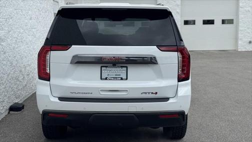 2023 GMC Yukon 4WD AT4