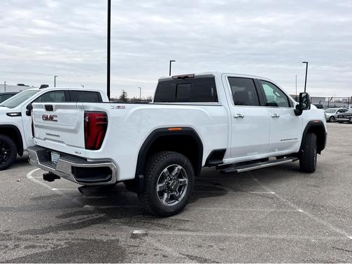 2026 GMC Sierra 2500 SLT
