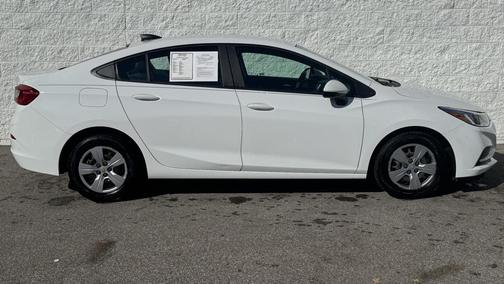 2018 Chevrolet Cruze LS