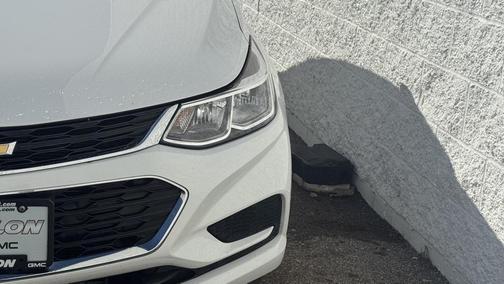 2018 Chevrolet Cruze LS